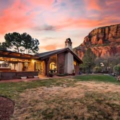 Stunning Chapel home with incredible views/Hot Tub