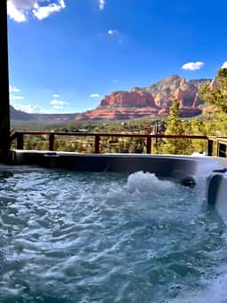 Red Rock Studio w/ Private Hot Tub & Scenic Views!