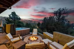 Uptown Walk-Out Basement w/Ultimate  Views/ HotTub