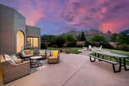 Private Pool! Walk to Uptown/Views/GameRoom/Hot tub