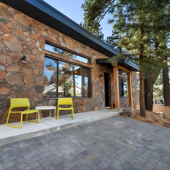 Modern Flagstaff Wood Cabin Home/Forest Views - Image 1