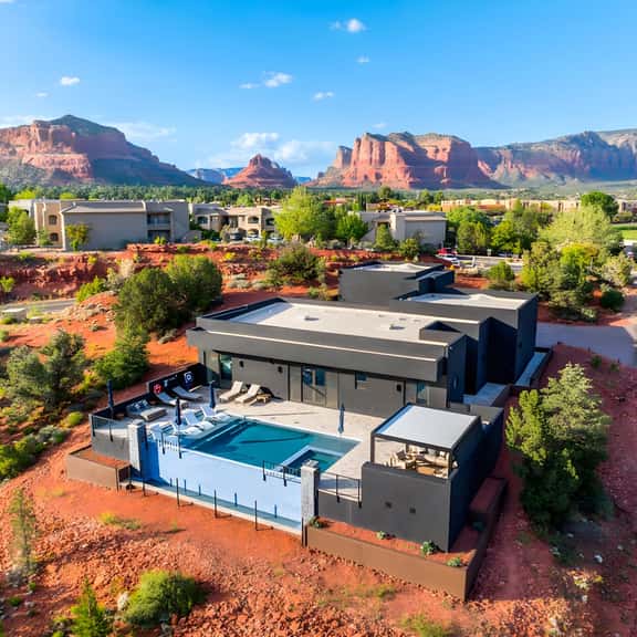 Luxe Sedona Retreat Private Heated Pool/Spa/Views! - Image 1