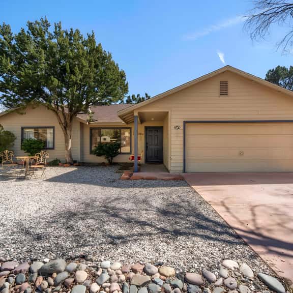 Close to Trails! Beautiful Home in West Sedona - Image 1