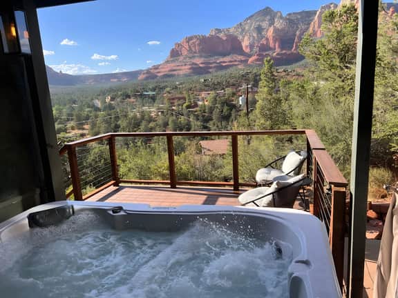 Red Rock Studio w/ Private Hot Tub & Scenic Views!
