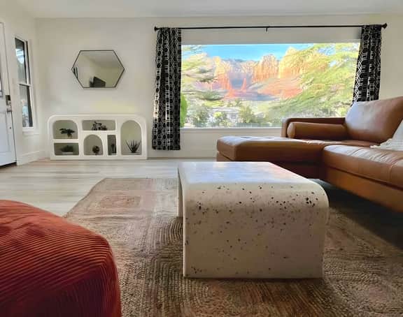 POOL! Swim w/Incredible Views! Uptown RetreatW/Spa