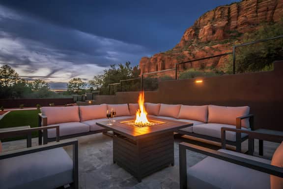 Luxury Estate! Heated Pool, Spas & Red Rock Views