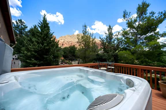 Private Sedona Home with Views & Hot Tub