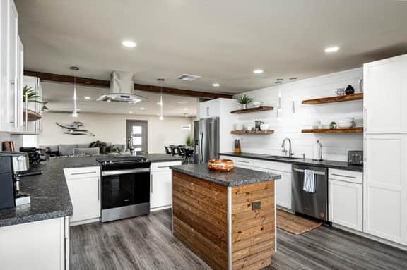 Scottsdale Retreat | Pool, HotTub, PutPut, Grill - Image 2