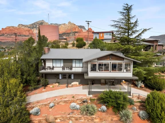 Prime Location in Uptown w/epic views and Hot Tub!