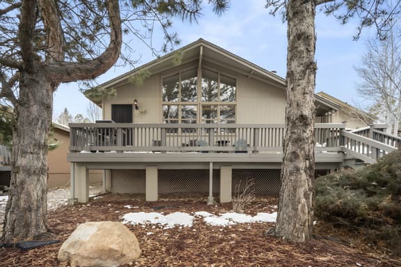 Country Club Flagstaff home w/ view of Golf Course