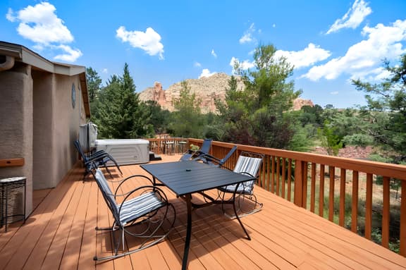 Private Sedona Home with Views & Hot Tub