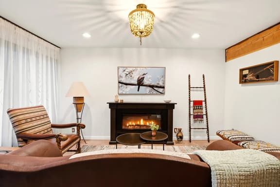 Stylish 2BD Remodeled Sedona Townhome with Views! - Image 1
